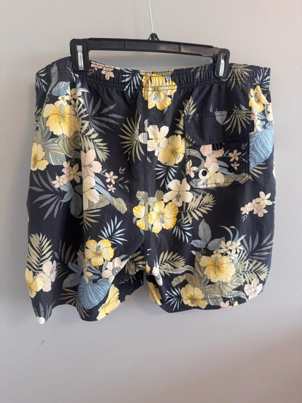 Tommy‎ Bahama Hawaiian Print Relax Swim trunks Men's XL